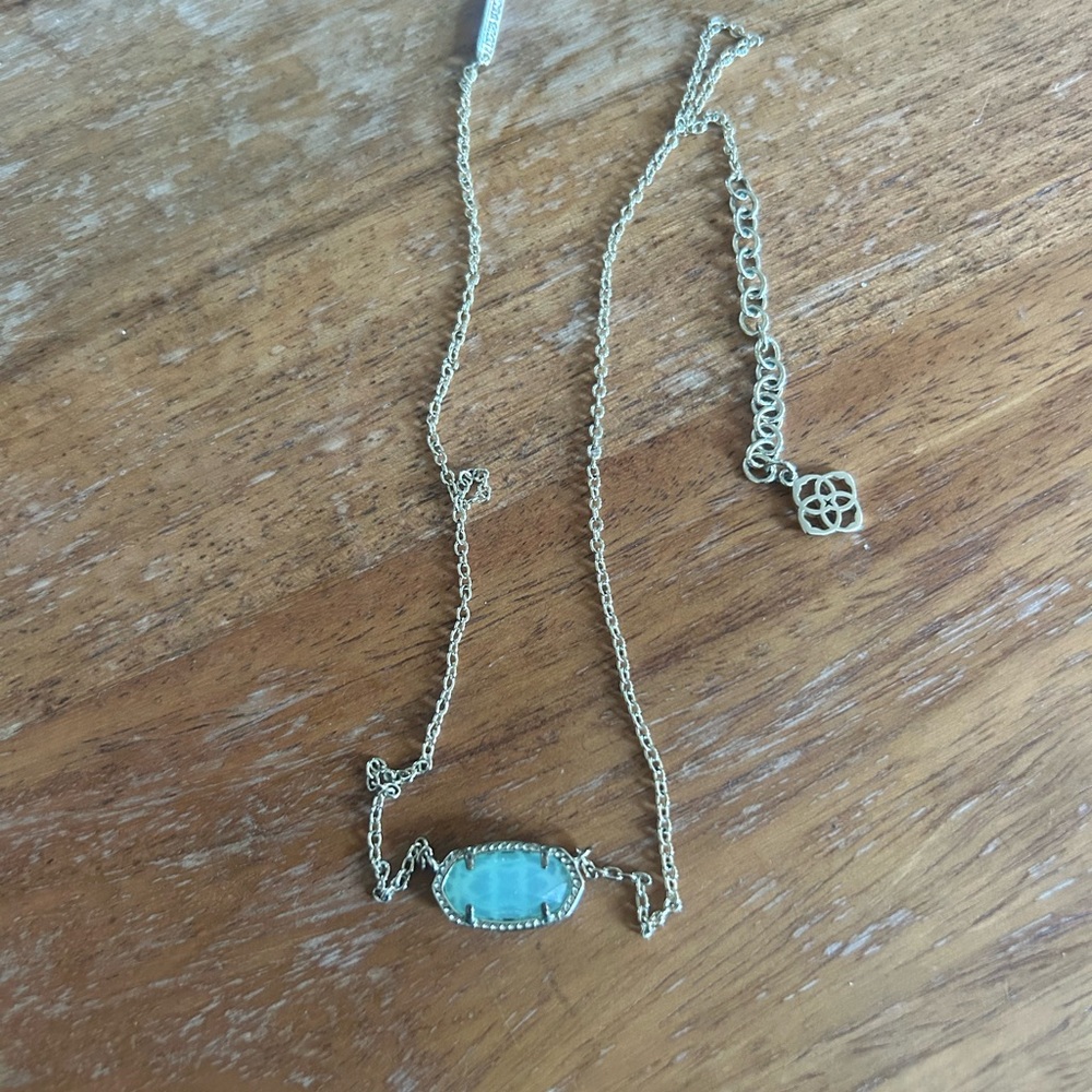 Kendra Scott Necklace